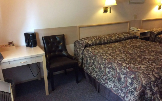 Super 8 by Wyndham Clearwater BC