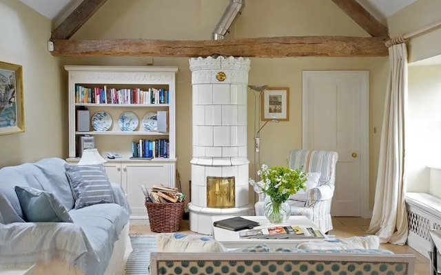Shipton Cottage