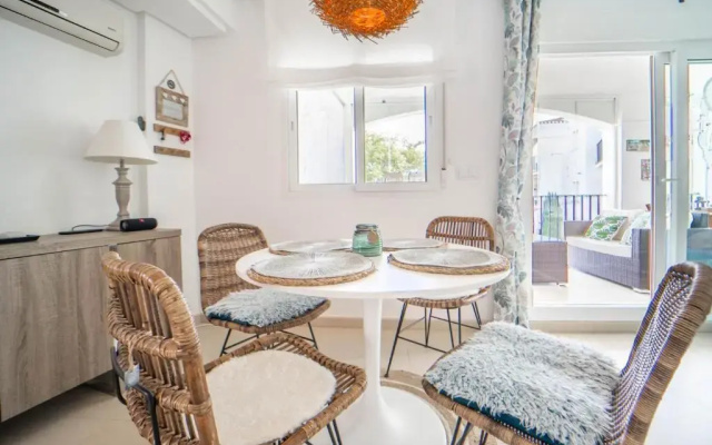 Spectacular and Stylish 2 Bed Aparment - AA1711LT