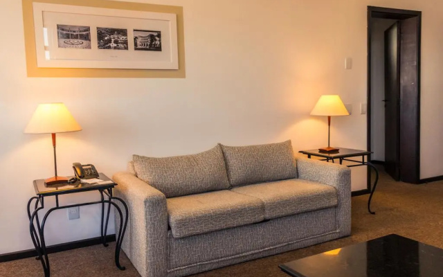 Marques Plaza Hotel