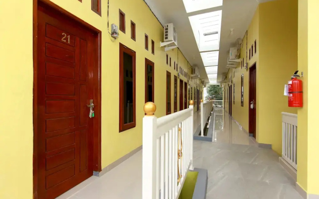Tona Residence by Oyo Rooms