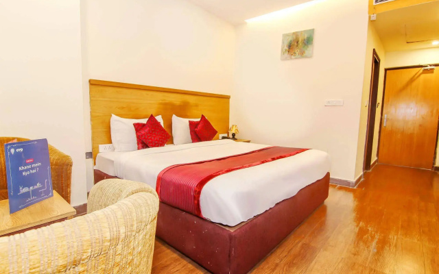 Townhouse OAK Hotel Edesia