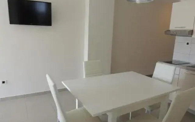 Apartments Ivica