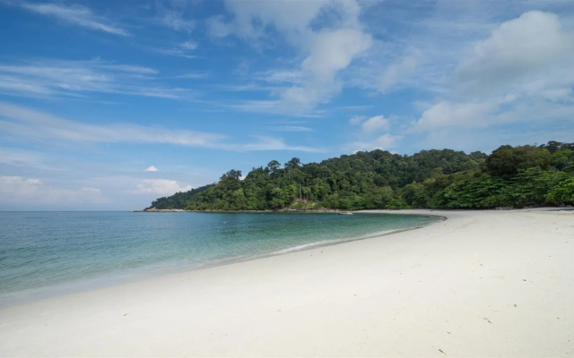MNY Hotel & Resort