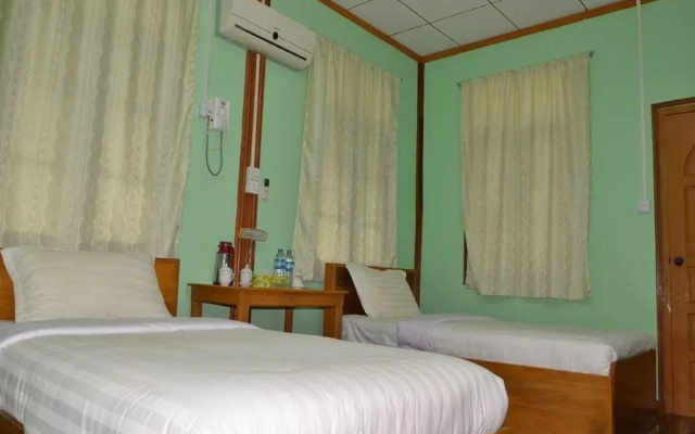 Mrauk U Palace Hotel