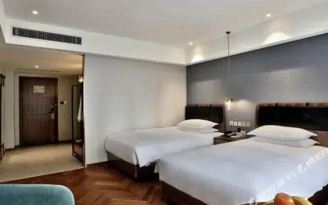 Up Hotel