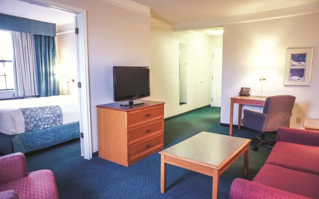 La Quinta Inn Moline Airport