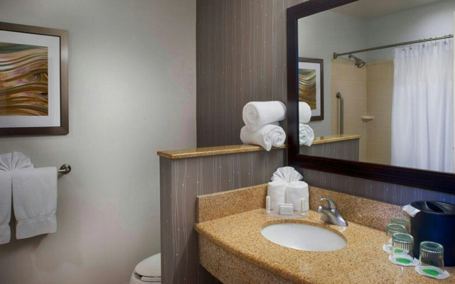 Courtyard by Marriott Collierville