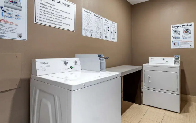 La Quinta Inn & Suites Cleveland