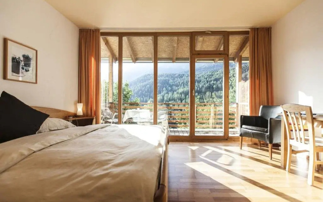 Hotel Arnica Scuol - Adults only