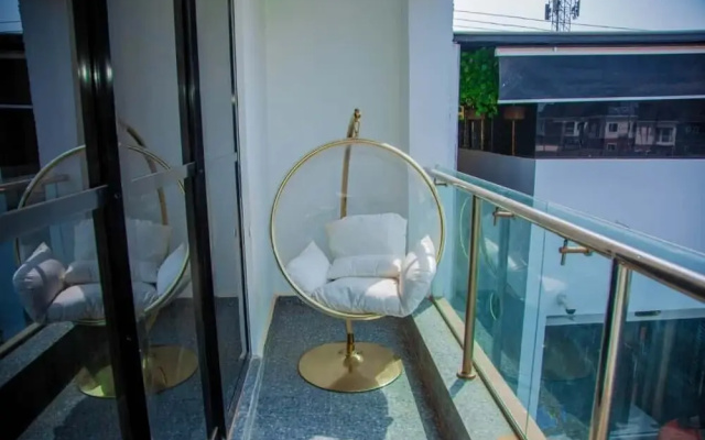 Aviv Luxury Homes