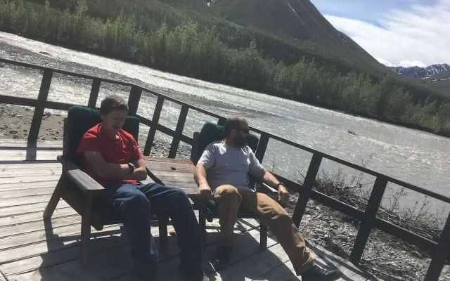 Wood River Lodge