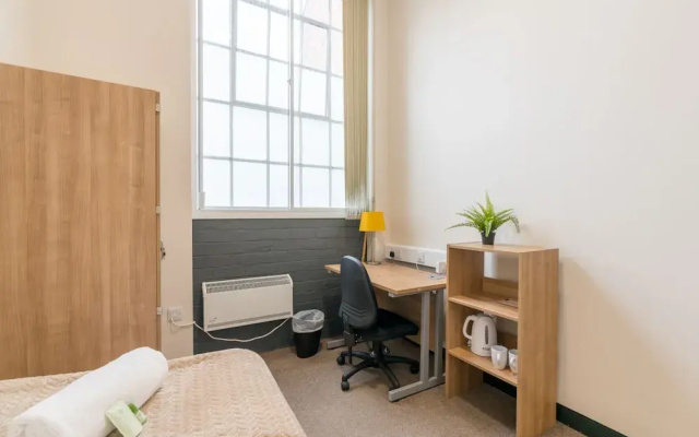 JOIVY Meadows Park En-Suite Rooms