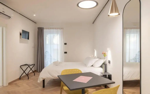 OGNISSANTI GuestHouse & Suites