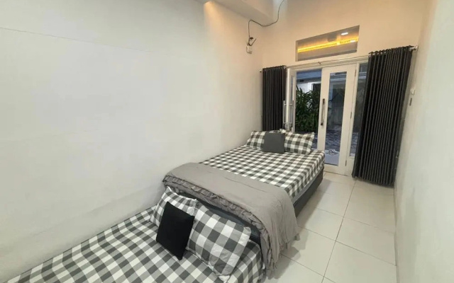 OYO 95132 Kara Homestay Syariah