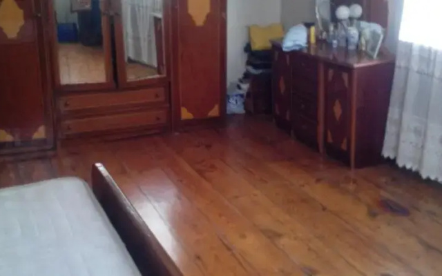 Guest House on Brtskinvale St. 51