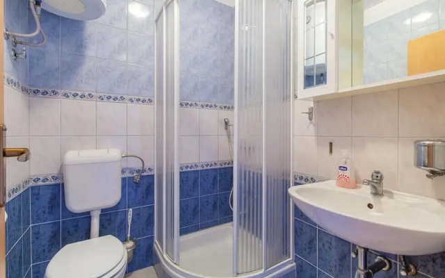 Beautiful Home in Lokva Rogoznica With Wifi and 1 Bedrooms