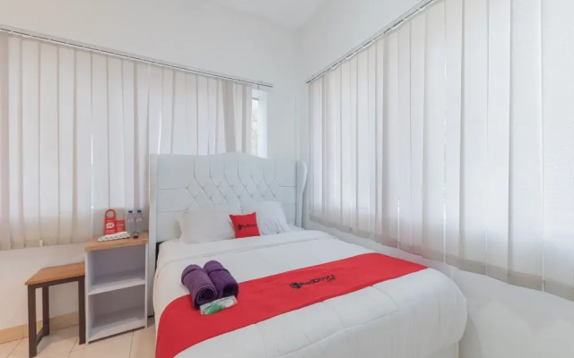 RedDoorz @ Jalan Pangkal Perjuangan Karawang