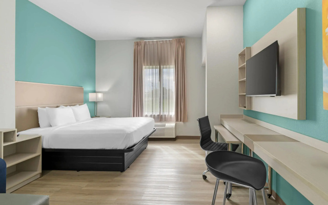 MainStay Suites Chesapeake - Greenbrier