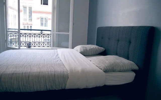 Pelican Stay - Apt near Champs Elysees