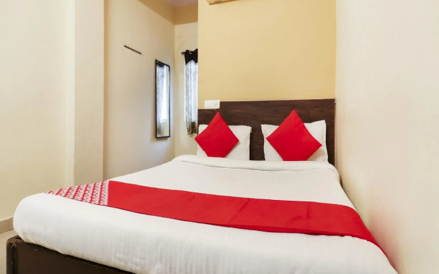 OYO 73783 Hotel Sai Pariwar