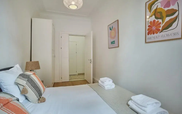 Superb Apartment Center of Paris-montmartre