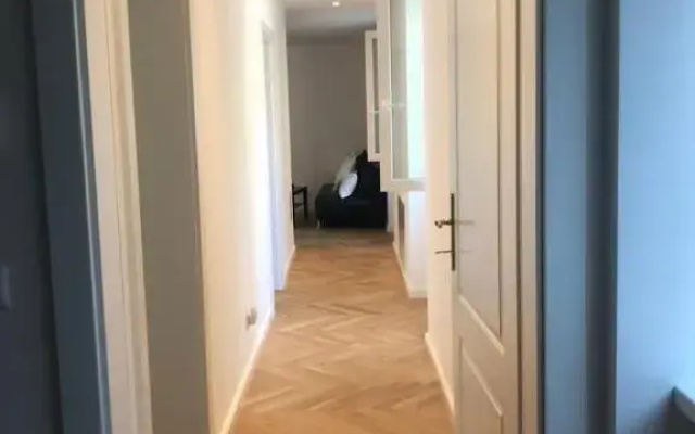 Top Apartment