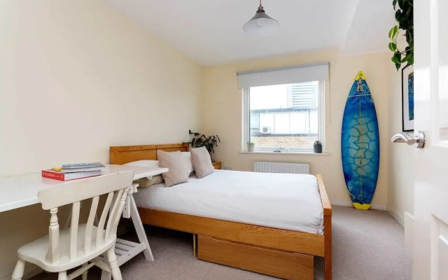 Stylish near Saint Martins