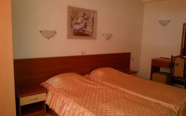 Отель Guest House Ralitsa вид на фасад