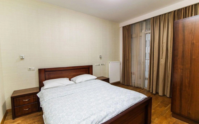 Confiant Hotel