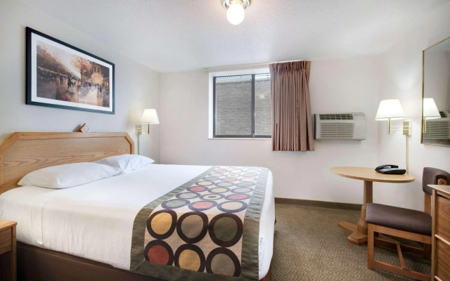 Super 8 Rapid City/lacrosse St
