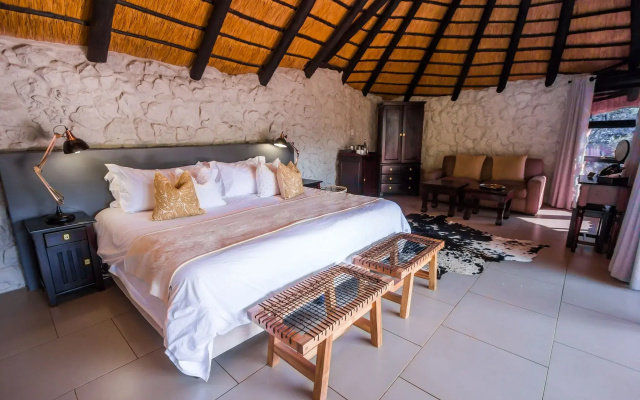 Leopard Mountain Safari Lodge