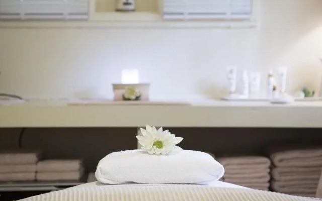 White Lotus Day Spa