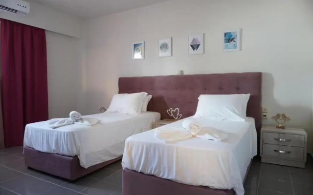 Theo & Ms Apt - 2 Beds - Garden - Parking - Wifi