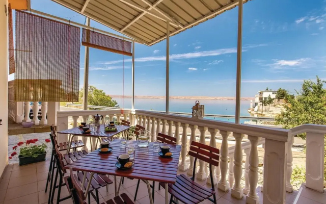 Beautiful Home in Lukovo Sugarje With 4 Bedrooms and Wifi