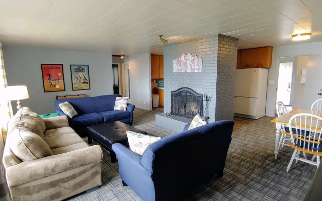 On the Beachfront Vacation Rentals
