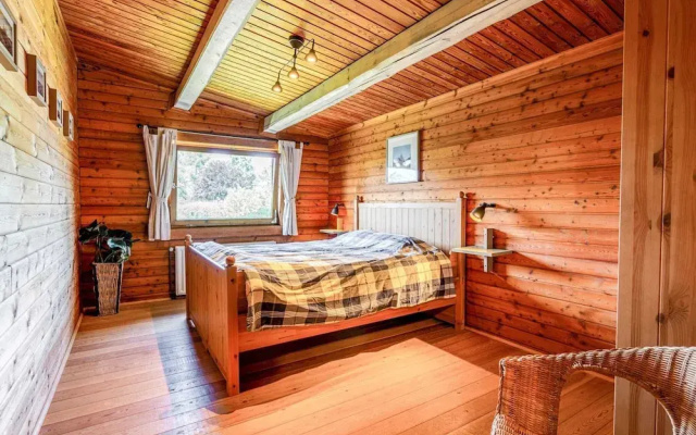 Traditional Chalet with Garden near Malmedy & Hautes-Fagnes