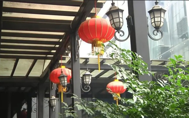 Zerun Hotel (Chengdu Southwest Jiaotong University Subway) Station)