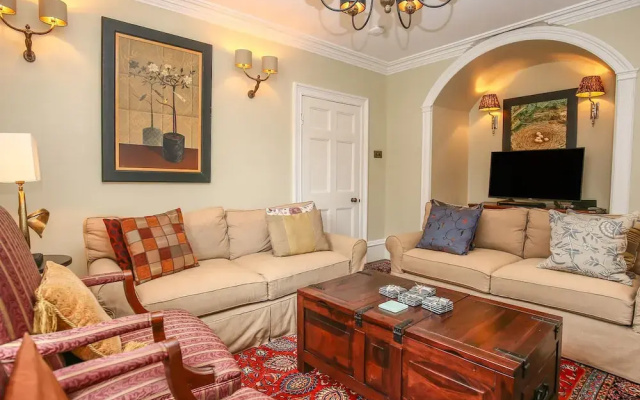 4 Maidens Row