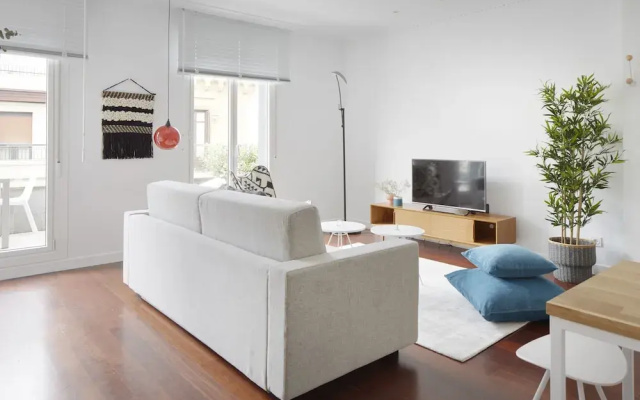 Basque Terrace by FeelFree Rentals