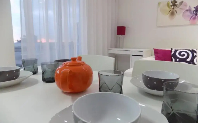 2b Boutique Seafront Apartment Olympic Beach