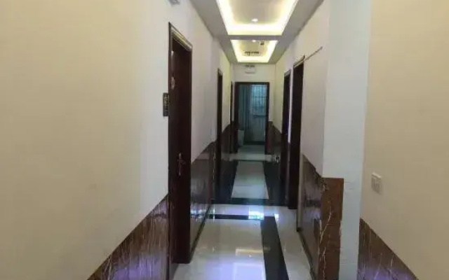 Shenglin Hotel