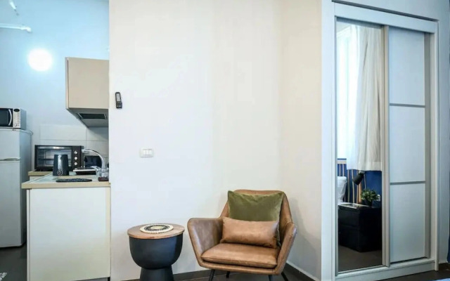 The Printhouse-Boutique Apt by SeaNRent