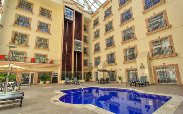 Holiday Inn Leon by IHG