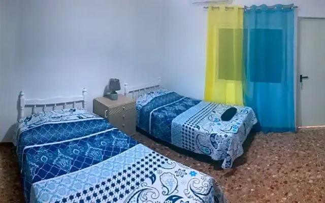 A Beautiful spacious Two Bedroom Apartment CB8EV