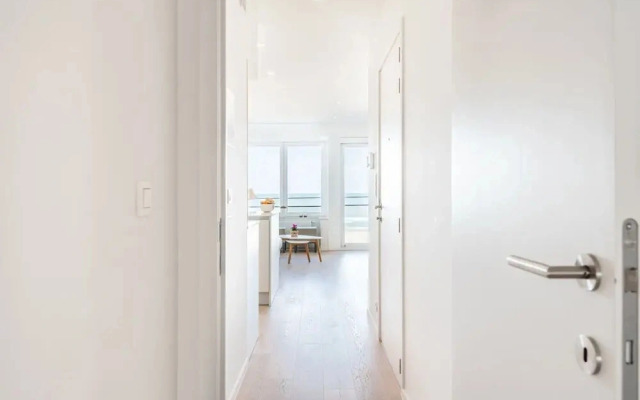 Winoc 302 Luxury Family Apartment on the Dike