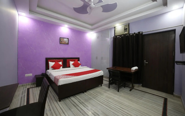OYO 30385 Avyaan Residency