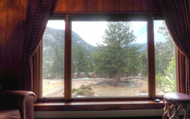 Tatanka Cabin - 3 Br Cabin