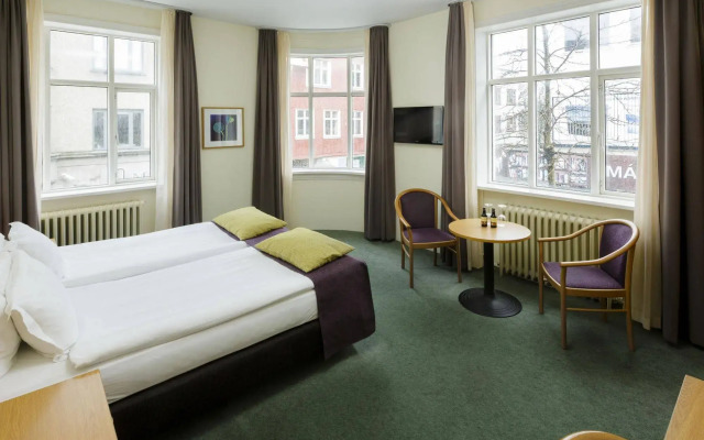 Отель Center Hotels Skjaldbreid