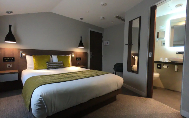 Best Western Plus Delmere Hotel